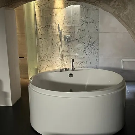 Holiday home Judeka Ortigia With Jacuzzi *